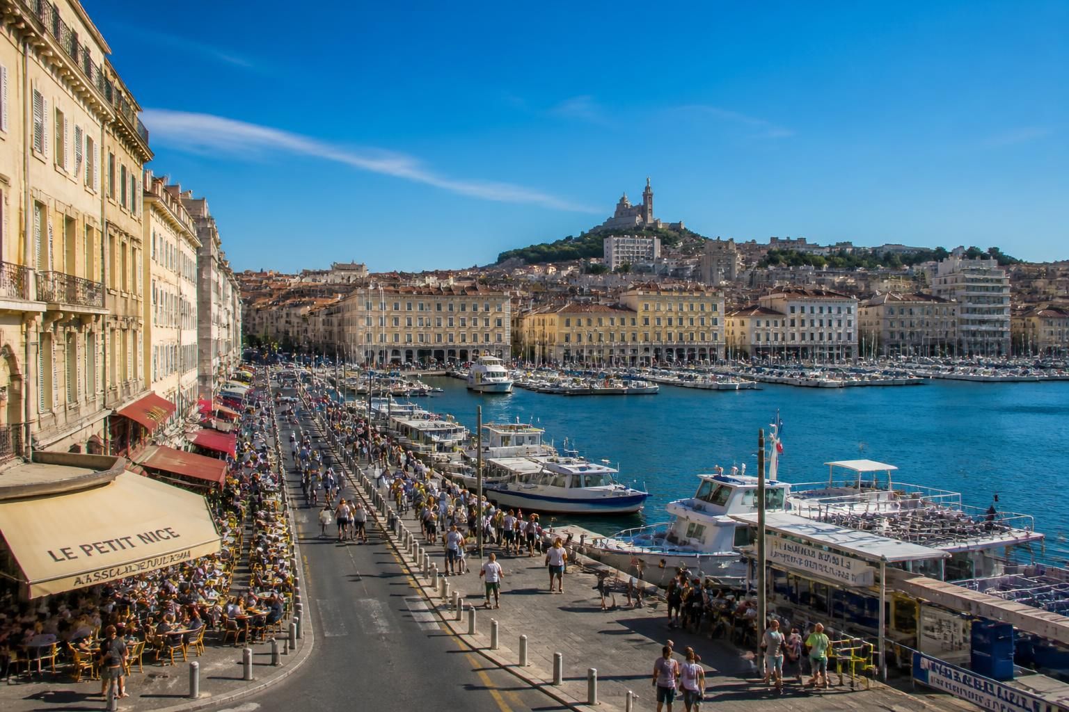 découvrez nos conseils pour bien choisir un médecin nutritionniste à marseille et améliorer votre santé grâce à une alimentation adaptée.