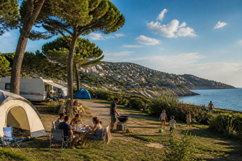 découvrez tout ce qu'il faut savoir sur le camping vacaf à marseille en 2026 : astuces, conseils, meilleures adresses et avantages pour des vacances économiques en famille.